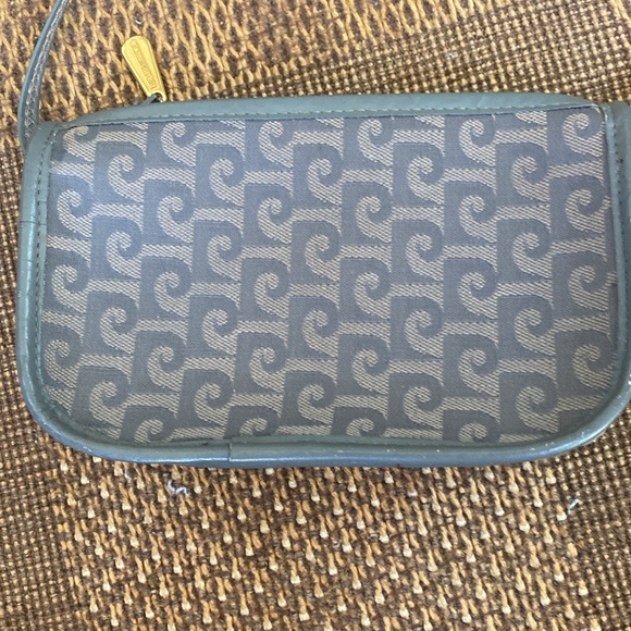 Pierre Cardin purse - Picture 2 of 6